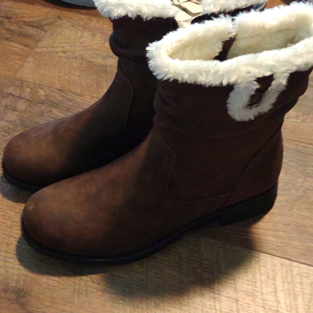Brown suede ankle booties